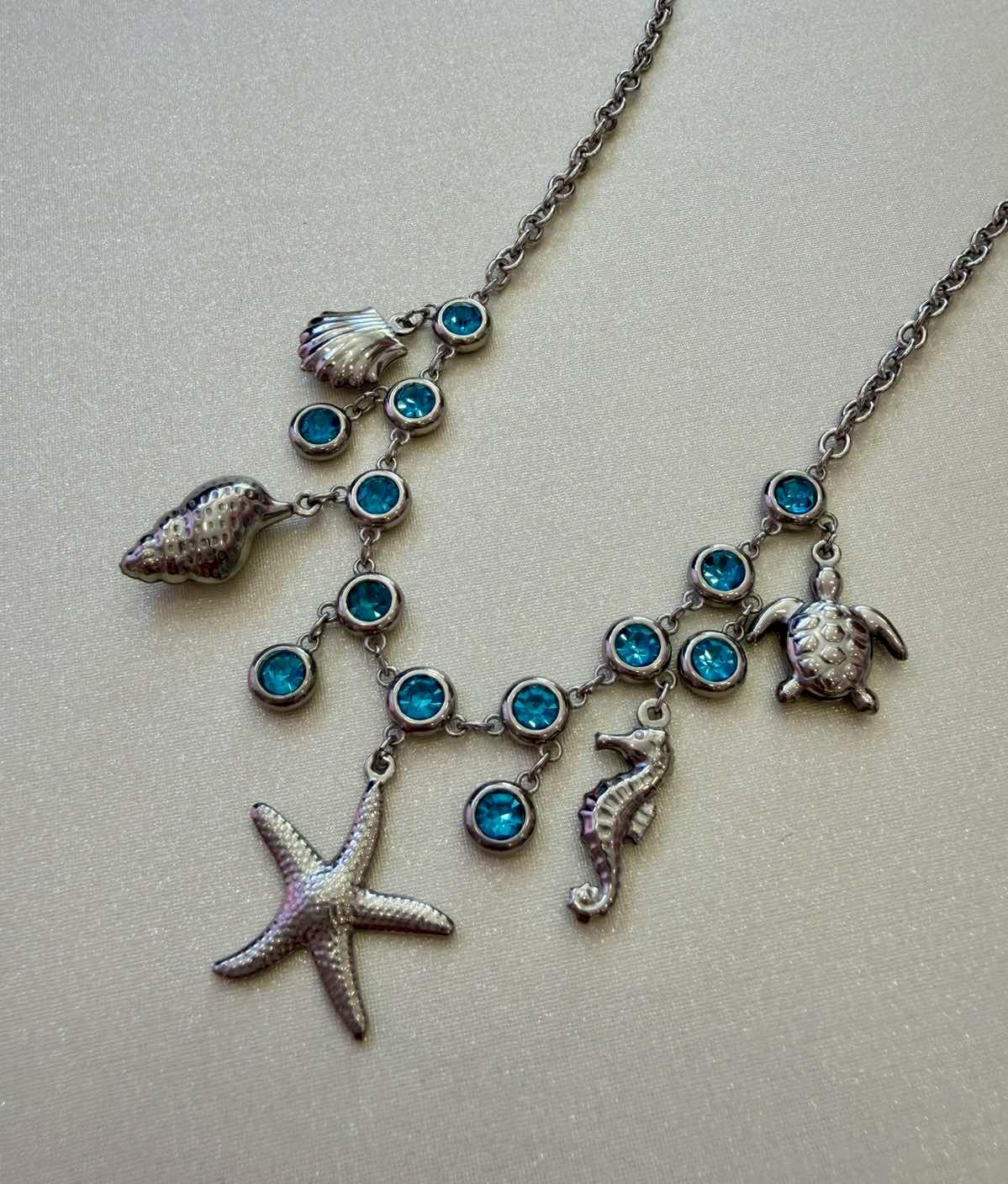 andros blue necklace